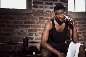 Therabody TheraFace Depuffing Wand Kasvohierontalaite