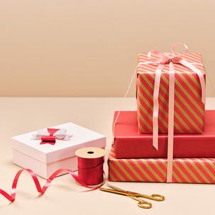 Presentsnöre på rulle matt 50 m