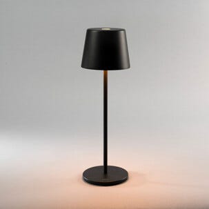 Konstsmide Vence bordlampe med USB-lading