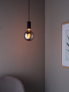 Lamppu LED E27 Metallic, musta, 125 mm