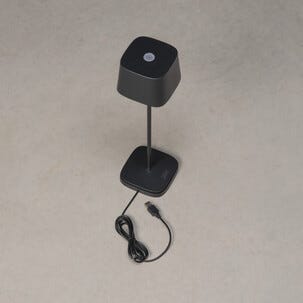Konstsmide Capri bordlampe USB dimbar utendørs