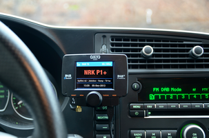 DAB+/FM-biladapter Tiny Audio C3