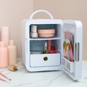 Skincare fridge minikyl för smink och hudvård, 5 l