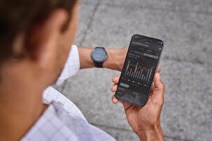 Garmin Venu 4 smartwatch, 45 mm