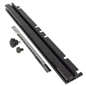 Fästskena för klyvlinjal