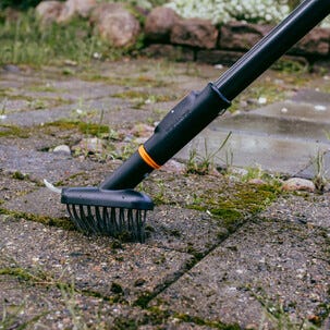 Fiskars OneClick rensekost stålbørste