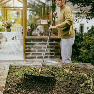 Fiskars rive OneClick med 14 bøyde tinder