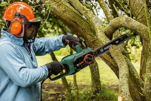 Bosch motorsag UniversalChain 35, elektrisk drevet 1800 W