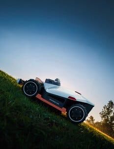 Mammotion Luba 3 AWD AI robotgräsklippare, 10000 m²