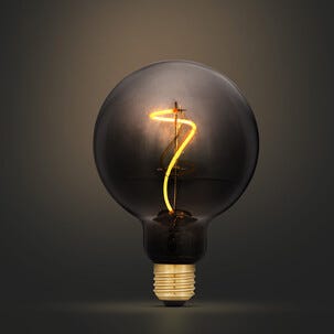 LED dekorpære E27 med sotet glass, dimbar, 95 mm