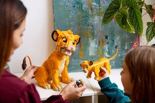 LEGO Disney Nuori leijonakuningas Simba 43247, 18 v