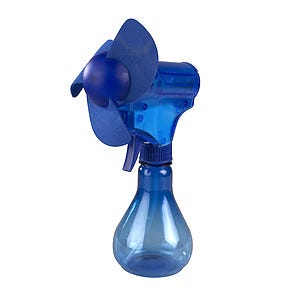 Minituuletin, jossa vesisäiliö