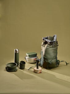 Tursekk lettvektsmodell 28 liter, mørkegrønn