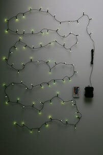 Batteridriven färgad ljusslinga utomhus 5,5 m