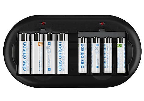 Batterilader med batterier