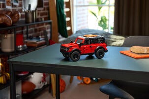 LEGO Technic Ford Bronco SUV 42213