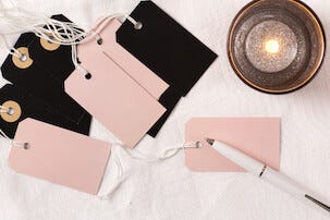 Hängetiketter rosa/svart