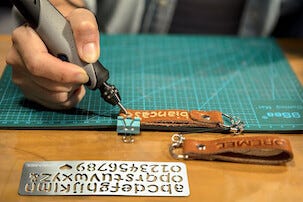 Multiverktyg med 15 tillbehör, Dremel Stylo+