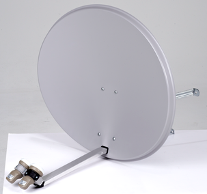 Parabolantenn med 2 st universal-LNB