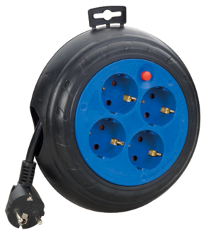 Kaapelikela 3 m, 4 maadoitettua rasiaa, sisäkäyttöön