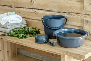 Saunavati muovia 9 litraa