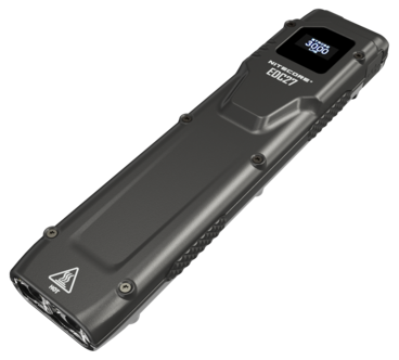 Nitecore sterk lommelykt, oppladbar, USB-C, 3000 lm