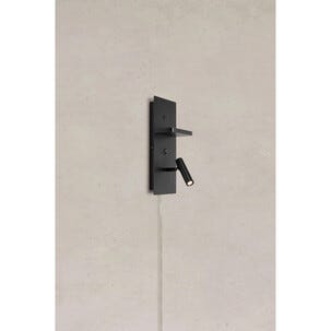 Markslöjd Carica Seinävalaisin hyllyllä, USB-C, musta