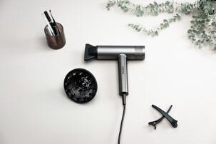 Hâws hårføner 2000 W med diffuser, grå