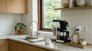 Deltaco Smart Home Smart Plug med strømmåler