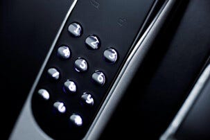 Yale Doorman Classic Home Silver Älylukko