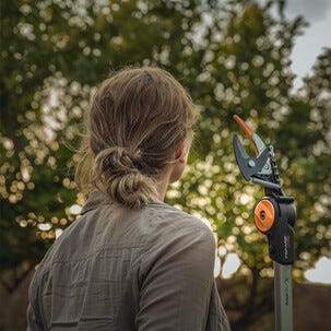 Fiskars PowerGear X UPX82 universalsaks