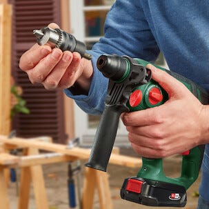 Bosch Universal Hammer 18 V, borrhammare 