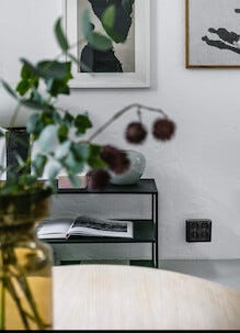 Elko RS 4-vägs utanpåliggande vägguttag, svart