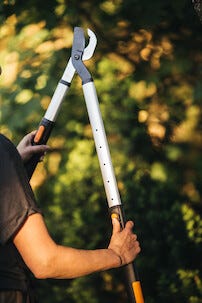Fiskars Smartfit greinsaks med teleskopskaft L86
