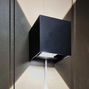 Sunwind Cube fasadbelysning 12 V upp och ner, svart