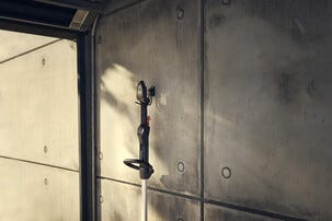 Husqvarna Aspire T28 gresstrimmer 18 V, med batteri