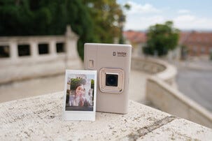 Instax Mini LiPlay Plus hybridkamera 2-i-1