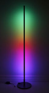 Gulvlampe RGB med effektfullt lys og fjernkontroll Cotech