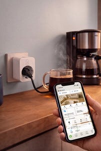 Deltaco SH-P01E16 smart plug med elmätare 16 A
