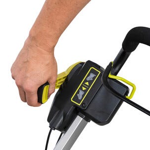 Ryobi batteridriven snöslunga, RY36STX53A-160