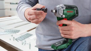 Bosch UniversalImpact batteridrevet muttertrekker 18V-350
