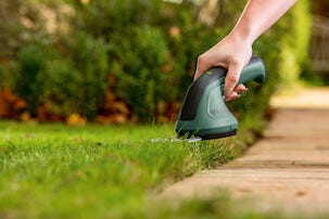 Multitrimmer EasyShear Bosch 3,6 V