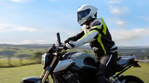 Insta360 X5 Essentials Bundle actionkamera med tillbehör