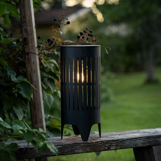 Northlight solcellslykta utomhus, svart metall