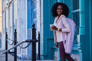 Garmin Vívomove Trend smartwatch hybridklocka