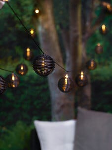 Ljusslinga med solcell