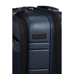 Samsonite Neopod Expand Lentolaukku tietokonelokerolla