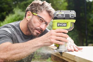Ryobi håndoverfres One+ 18 V RTR18-0, batteridrevet