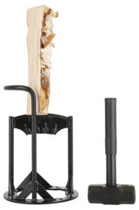 Manuell vedklyv med slägga