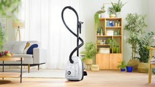 Bosch Serie 4 dammsugare med HEPA, BGL38WH2, vit